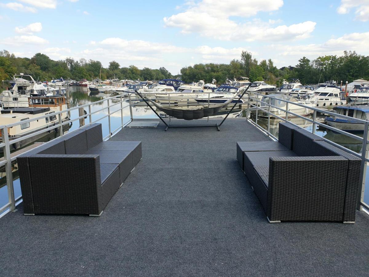 Bluebird House-Boat Hotel East Molesey Exterior foto